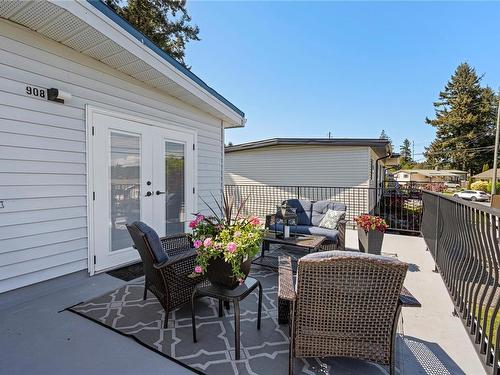 908 Capilano Pl, Nanaimo, BC - Outdoor With Deck Patio Veranda With Exterior