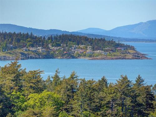 503-2829 Arbutus Rd, Saanich, BC - Outdoor With Body Of Water With View