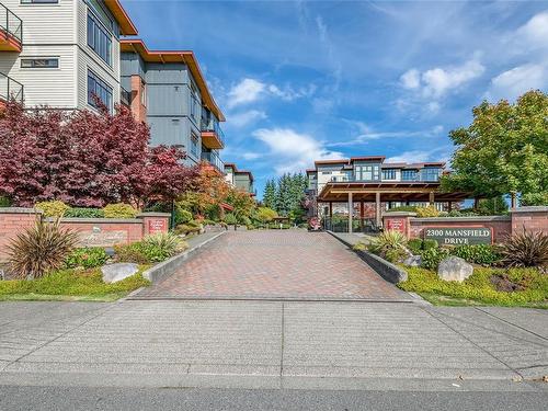 145-2300 Mansfield Dr, Courtenay, BC - Outdoor