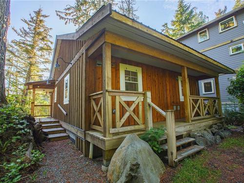 225 Boardwalk Blvd, Ucluelet, BC - Outdoor