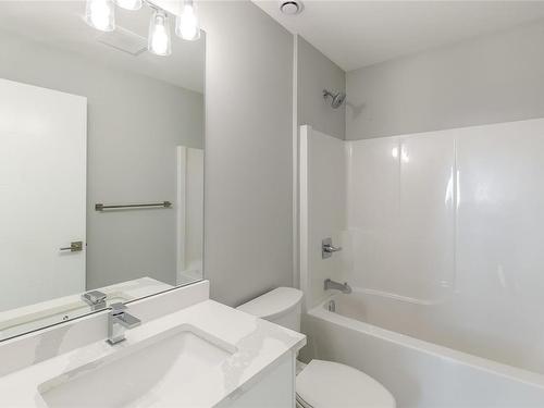 57 Acacia Ave, Nanaimo, BC - Indoor Photo Showing Bathroom