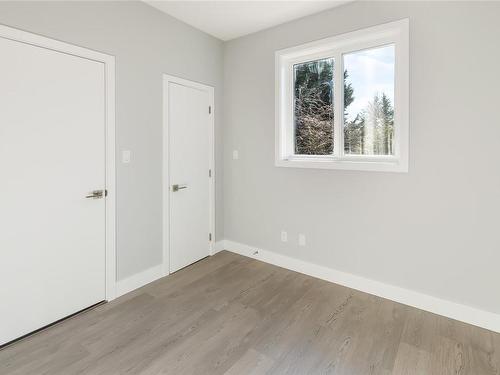 57 Acacia Ave, Nanaimo, BC - Indoor Photo Showing Other Room