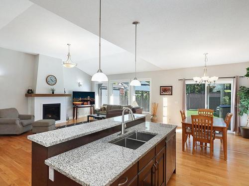 2357 Idiens Way, Courtenay, BC - Indoor With Fireplace