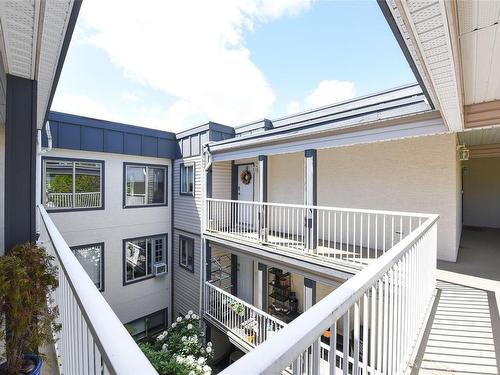 303-4685 Alderwood Pl, Courtenay, BC - Outdoor With Balcony With Exterior