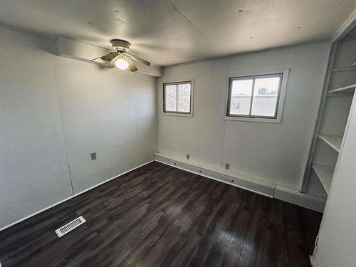 29 Durante Trailer Park, Sioux Lookout, ON - Indoor Photo Showing Other Room