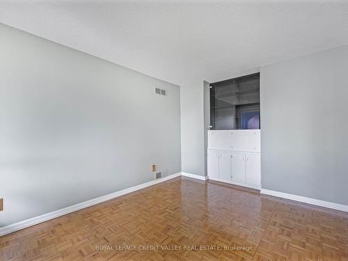 29 Bartley Bull Pkwy, Brampton, ON - Indoor Photo Showing Other Room