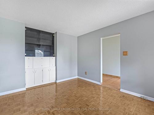 29 Bartley Bull Pkwy, Brampton, ON - Indoor Photo Showing Other Room