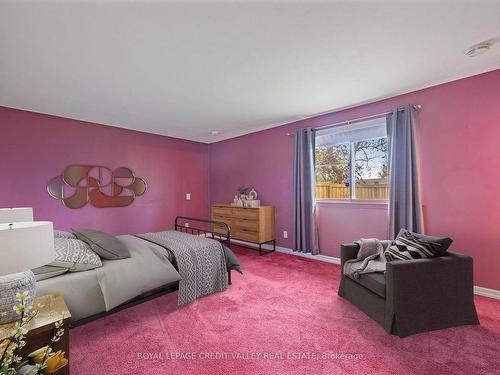 29 Bartley Bull Pkwy, Brampton, ON - Indoor Photo Showing Bedroom