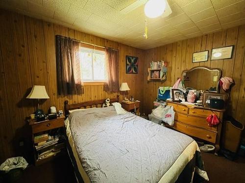 917 Minto Street, Kenora, ON - Indoor Photo Showing Bedroom