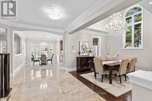 26 Antrim Court, Caledon, ON - Indoor Photo Showing Dining Room