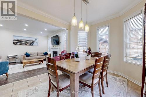 763 Shanks Heights, Milton, ON - Indoor Photo Showing Dining Room
