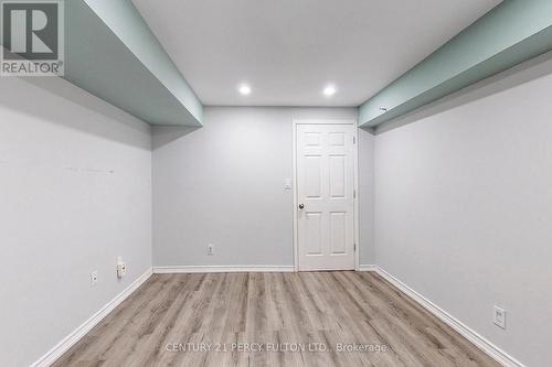 763 Shanks Heights, Milton, ON - Indoor Photo Showing Other Room