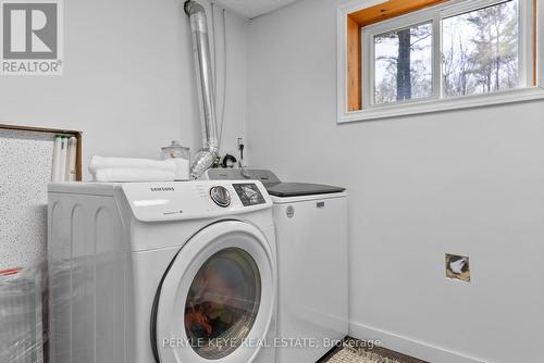 98 Clearwater Lake Road, Huntsville, ON - Indoor Photo Showing Laundry Room