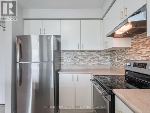 502 - 935 Sheppard Avenue W, Toronto, ON - Indoor Photo Showing Kitchen With Upgraded Kitchen