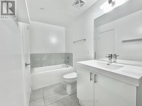 Gph01 - 621 Sheppard Avenue E, Toronto, ON - Indoor Photo Showing Bathroom