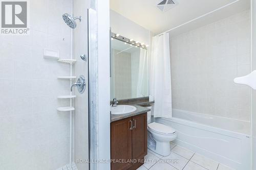 Ph206 - 18 Spring Garden Avenue, Toronto, ON - Indoor Photo Showing Bathroom