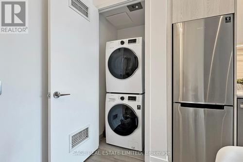 519 - 50 Power Street, Toronto, ON - Indoor Photo Showing Laundry Room