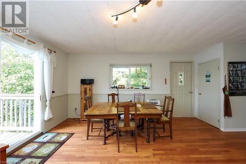 40 Island T38, Temagami, ON - Indoor Photo Showing Dining Room