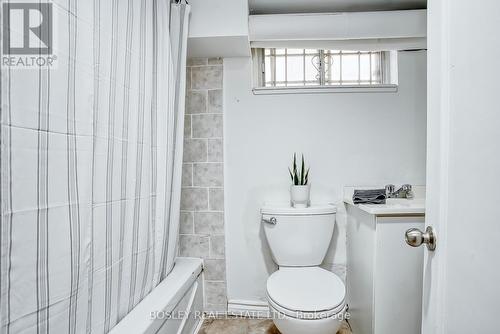 21 Cambrai Avenue, Toronto, ON - Indoor Photo Showing Bathroom