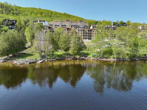 Bord de l'eau - 902-121 Rue Cuttle, Mont-Tremblant, QC - Outdoor With Body Of Water With View