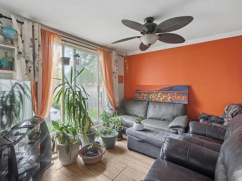 Living room - 4185 Rue Nadeau, Longueuil (Saint-Hubert), QC - Indoor Photo Showing Other Room
