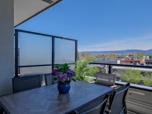 315-3030 Pandosy Street, Kelowna, BC - Outdoor With View With Exterior