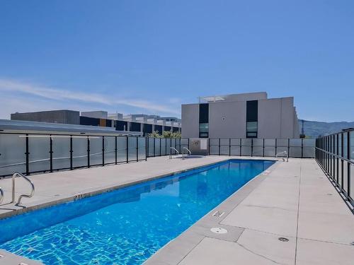 315-3030 Pandosy Street, Kelowna, BC - Outdoor With In Ground Pool