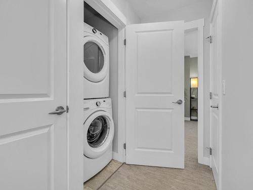 80-2490 Tuscany Drive, West Kelowna, BC - Indoor Photo Showing Laundry Room