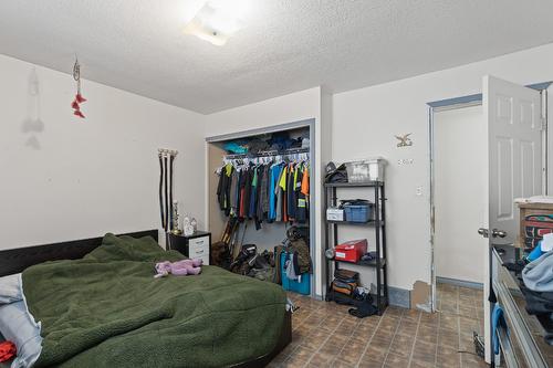 3565 Elk Road, Westbank, BC - Indoor Photo Showing Bedroom