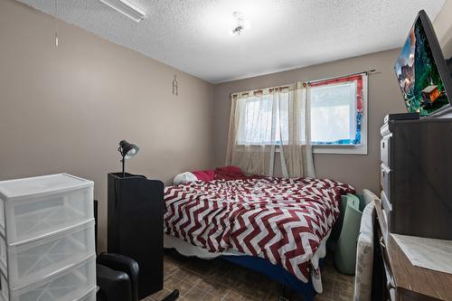 3565 Elk Road, Westbank, BC - Indoor Photo Showing Bedroom