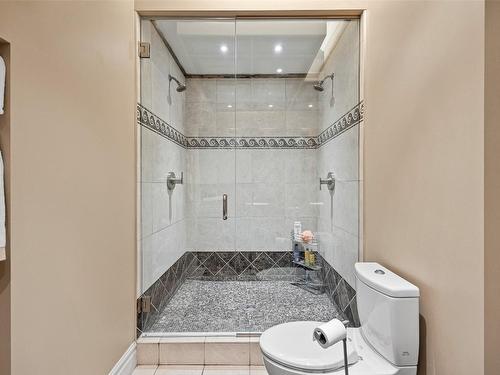 1305 Menu Road, West Kelowna, BC - Indoor Photo Showing Bathroom