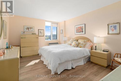 609 - 55 Water Street E, Brockville, ON - Indoor Photo Showing Bedroom