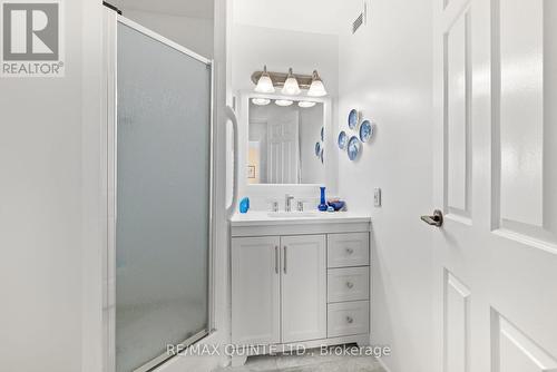 609 - 55 Water Street E, Brockville, ON - Indoor Photo Showing Bathroom