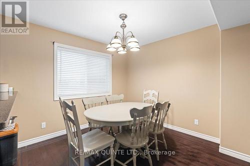 54 Princeton Place, Belleville, ON - Indoor Photo Showing Dining Room