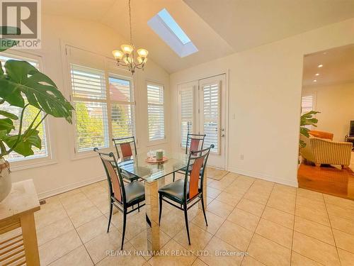 68 Braehead Drive, Richmond Hill, ON - Indoor Photo Showing Dining Room