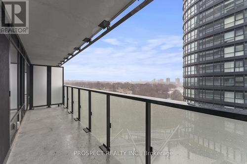 906 - 575 Bloor Street E, Toronto, ON - Outdoor With Balcony With Exterior