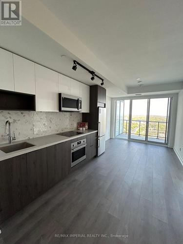 3313 - 5 Defries Street, Toronto, ON - Indoor Photo Showing Kitchen With Upgraded Kitchen