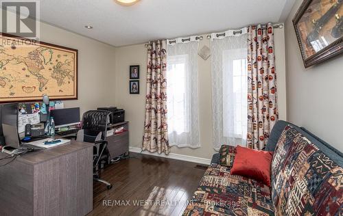 8 Carriage House Circle N, Richmond Hill, ON - Indoor