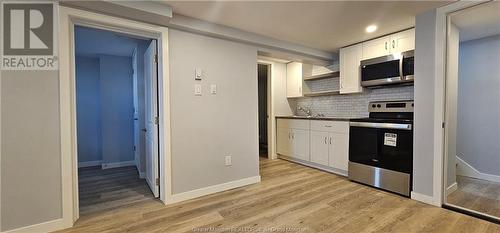 102 Cleveland Ave, Riverview, NB - Indoor Photo Showing Kitchen