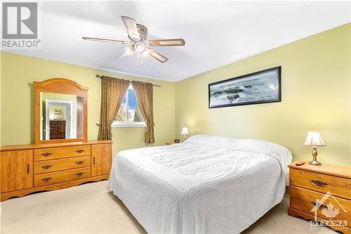 1613 Bottriell Way, Ottawa, ON - Indoor Photo Showing Bedroom