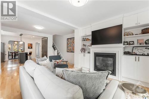331 Hamilton Avenue S, Ottawa, ON - Indoor Photo Showing Living Room With Fireplace