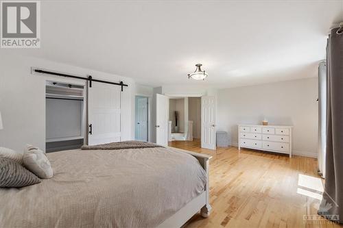 7010 Donwel Drive, Greely, ON - Indoor Photo Showing Bedroom