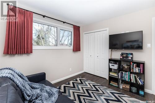627 Highlands Crescent, Saskatoon, SK - Indoor Photo Showing Bedroom