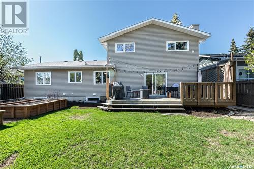 627 Highlands Crescent, Saskatoon, SK - Outdoor With Deck Patio Veranda With Exterior