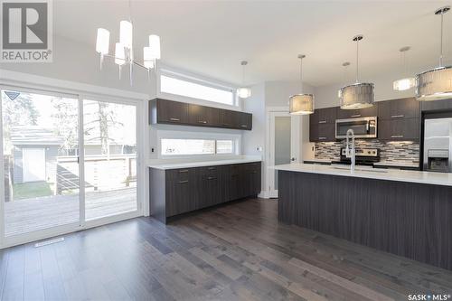 1321 9Th Street E, Saskatoon, SK - Indoor Photo Showing Kitchen With Upgraded Kitchen
