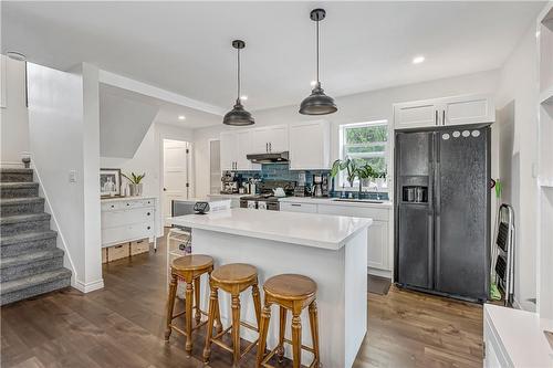 48 Whitelock Street, Stratford, ON - Indoor Photo Showing Kitchen With Upgraded Kitchen