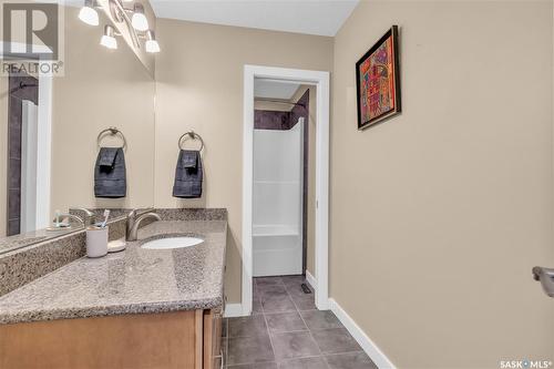 Estates Drive, Elk Ridge, SK - Indoor Photo Showing Bathroom