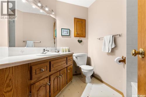 3919 Arbor Grove Drive, Regina, SK - Indoor Photo Showing Bathroom