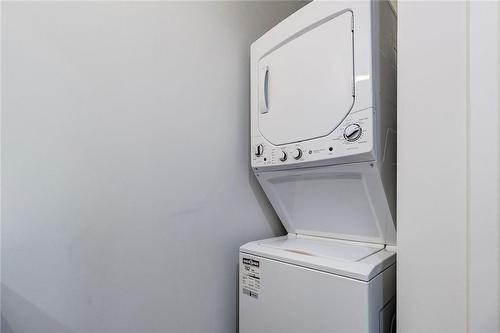 49 Walnut Street S|Unit #1701, Hamilton, ON - Indoor Photo Showing Laundry Room