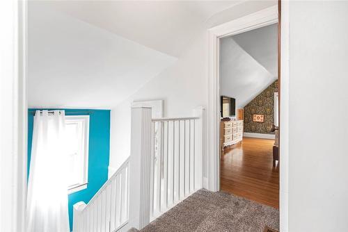 1468 King Street E, Hamilton, ON - Indoor Photo Showing Other Room